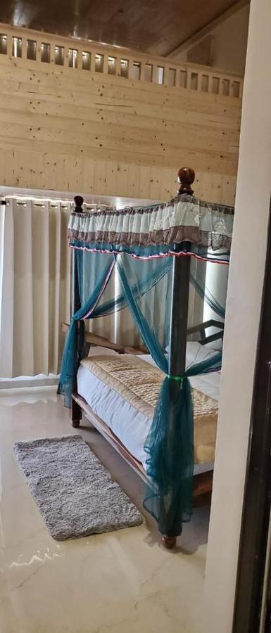 7 Hills Hotel And Resort Lansdowne Extérieur photo
