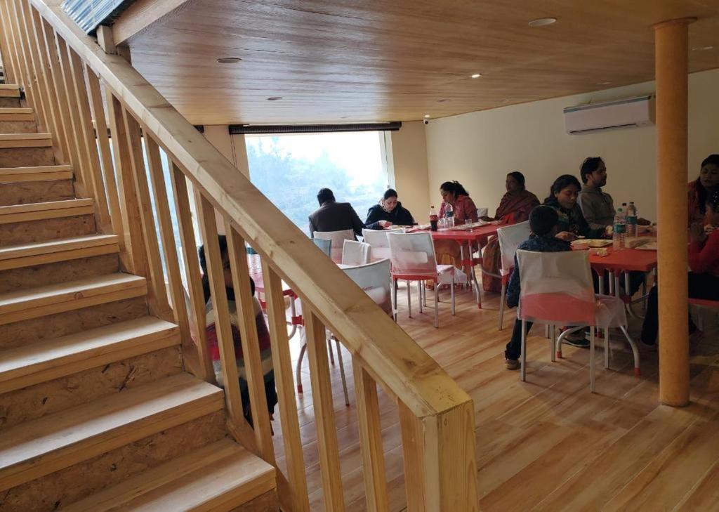 7 Hills Hotel And Resort Lansdowne Extérieur photo