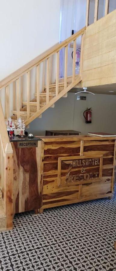 7 Hills Hotel And Resort Lansdowne Extérieur photo